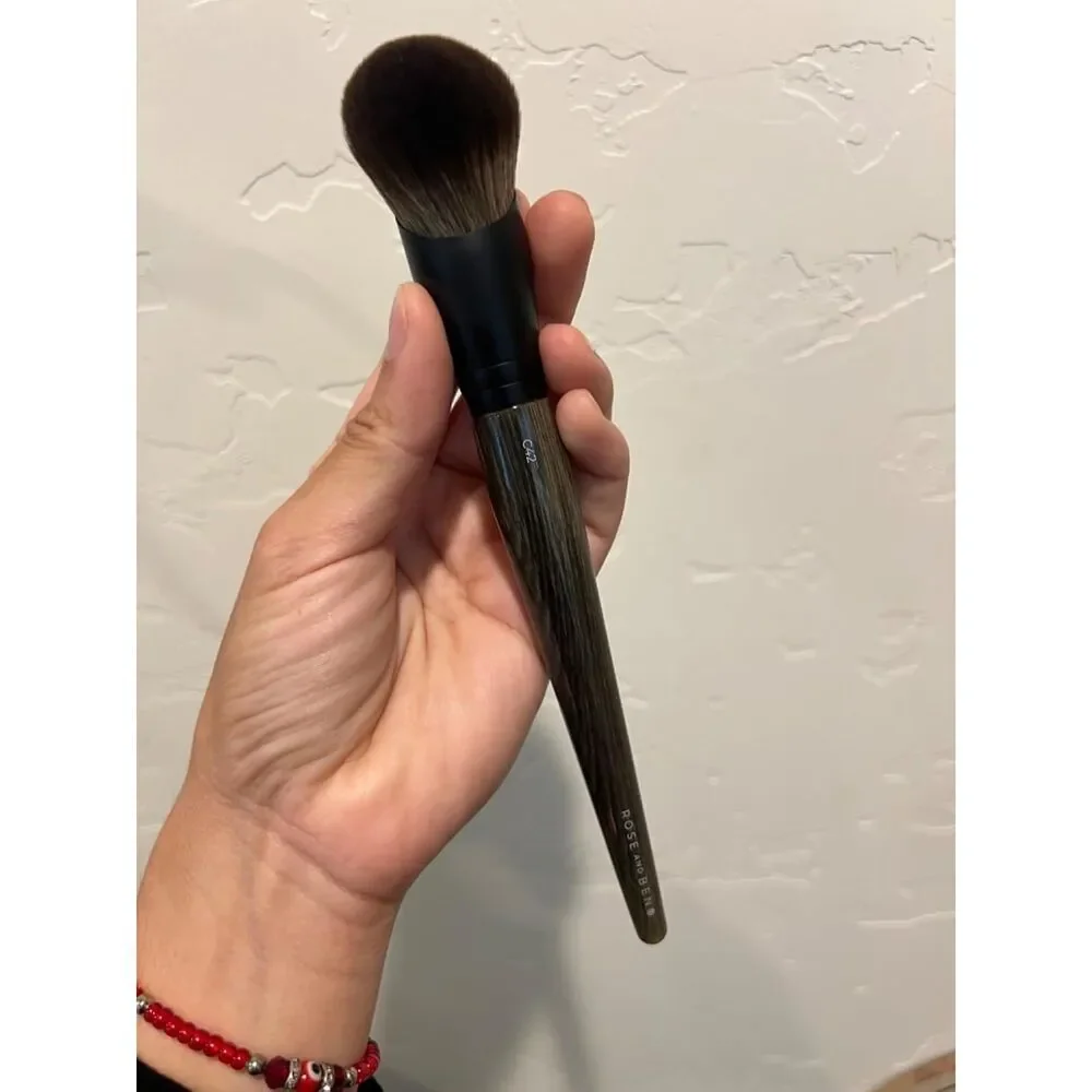 42 Professional Multi-Use Angled Makeup Brush For Buffing Blending Building